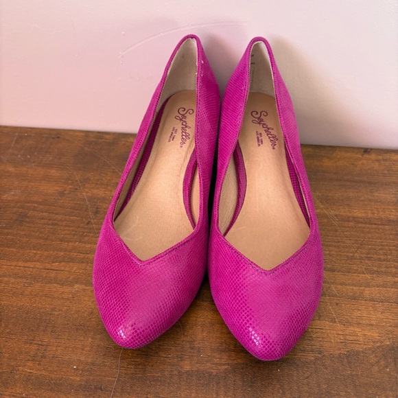 💚Seychelles Fuchsia Wedge Heels - Picture 2 of 8
